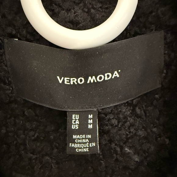 Belted Dress Coat (Teddy Fur) - Picture 4 of 4